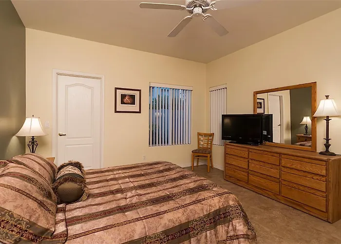 Az Nirvana Townhouse *